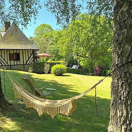 Hotel Charming Normandy House 4*